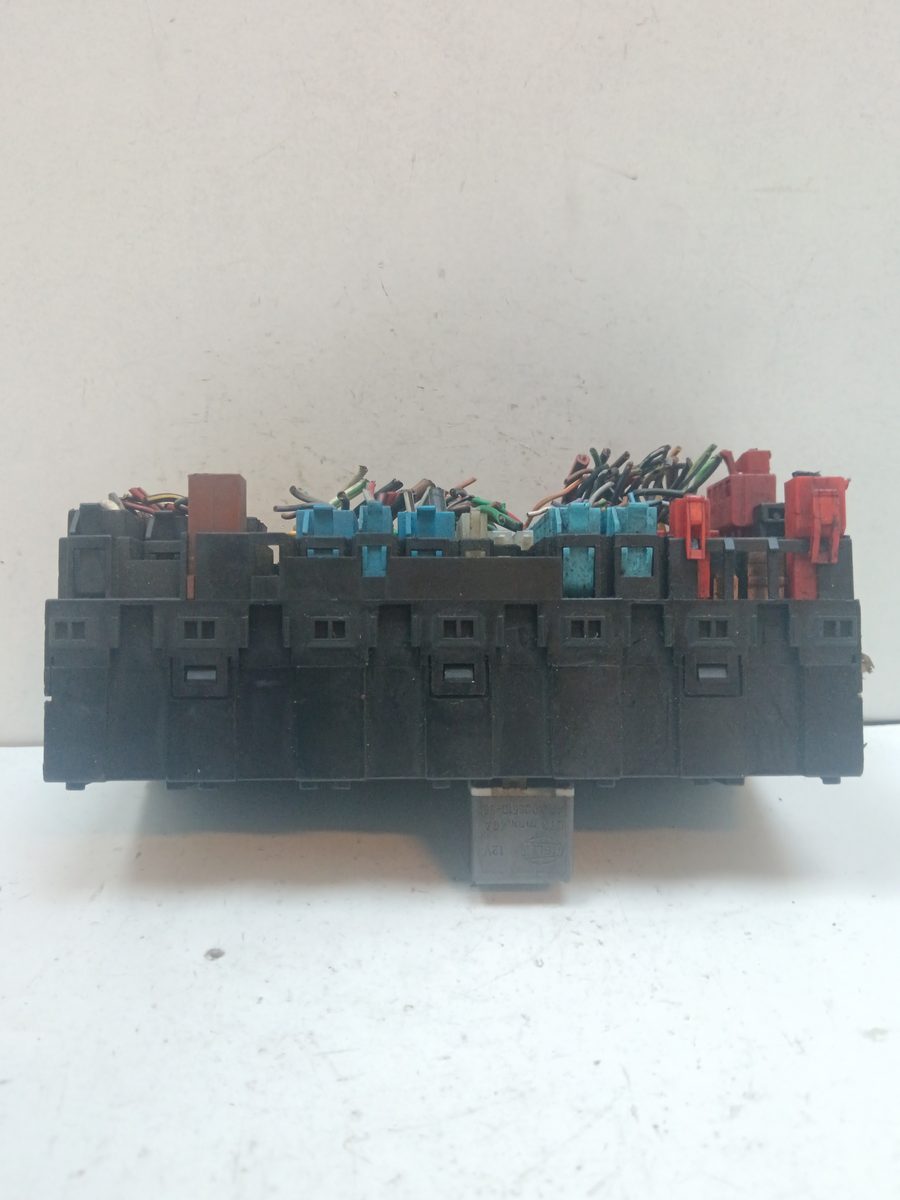 Caja Reles / Fusibles SEAT Toledo (1L) 1991-1999 Base 1.9L 47kW