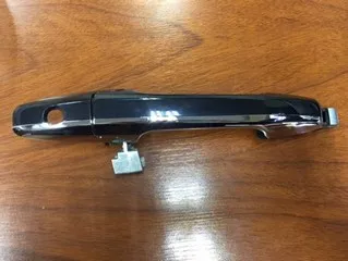 Manija de puerta exterior delantera izquierda