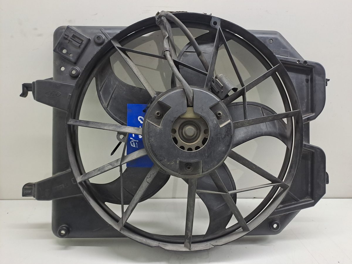 Electroventilador Ford Focus Berlina (CAK) 1998-2004 1.8 TDDI Turbodiesel CAT 3135103329