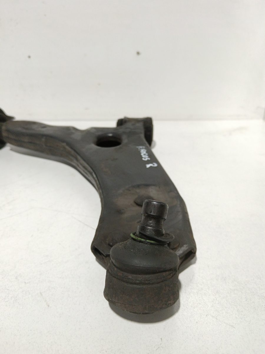Parrilla de Suspension Inferior Trasera Derecha Ford Focus Berlina (CAK) 98AG30423051A
