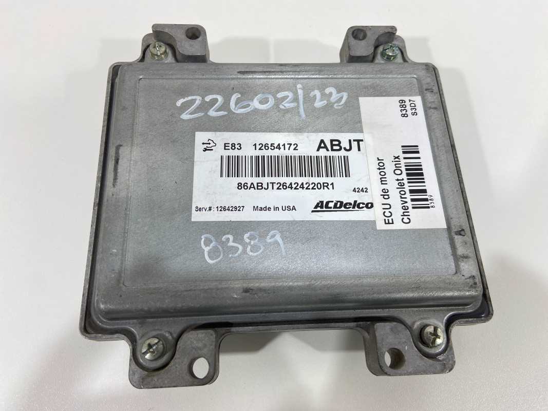 ECU de motor Chevrolet Onix , Ref: 8389-zz