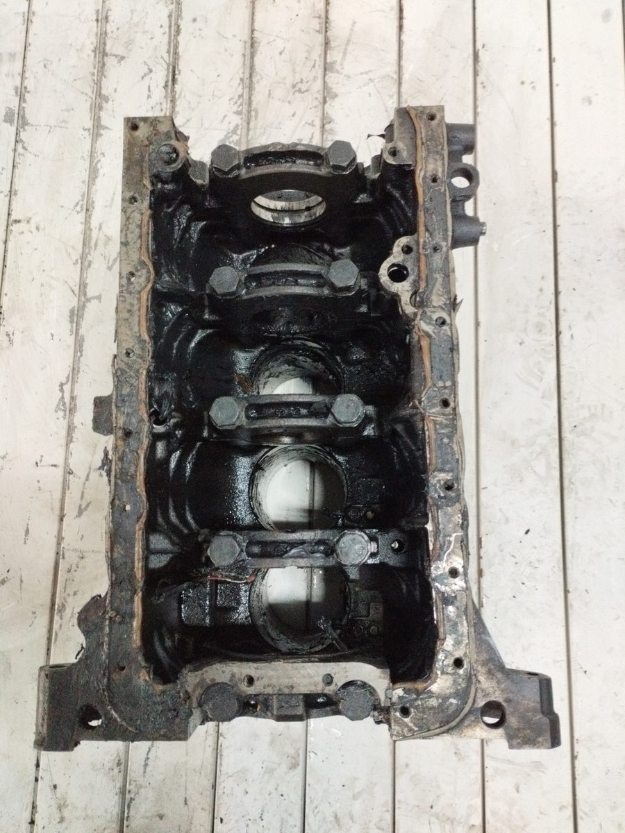 Block Peugeot 406 Berlina (S1/S2) 1995-2005 SVDT 2.0L 80kW