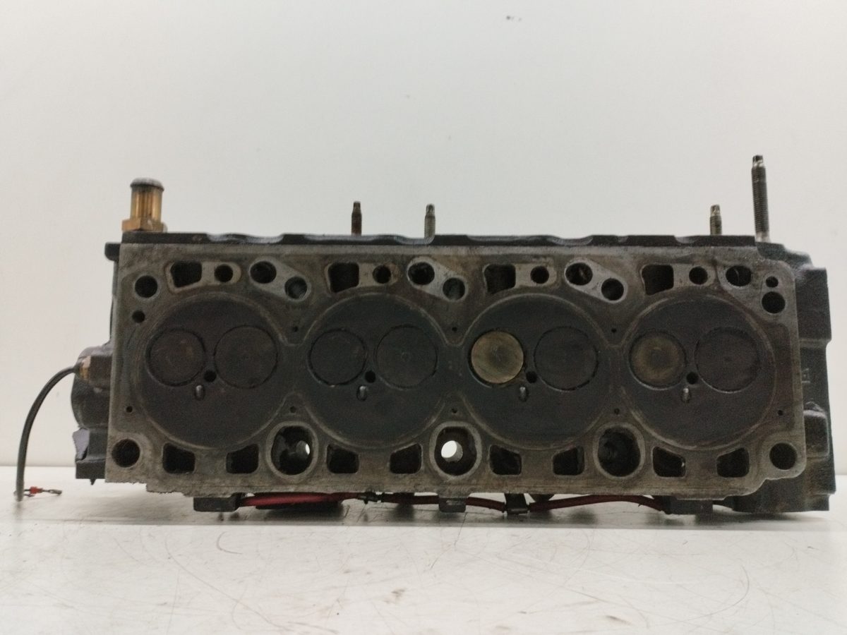 Tapa De Cilindros Ford Focus Berlina (CAK) 1998-2004 1.8 TDDI Turbodiesel CAT 1S4Q6090