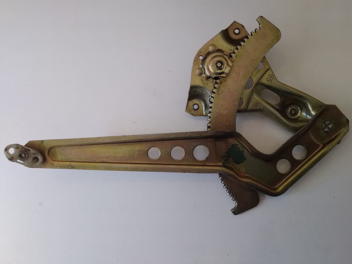 Maquina Alza Cristal Chevrolet Monza Trasera Izquierda Gm