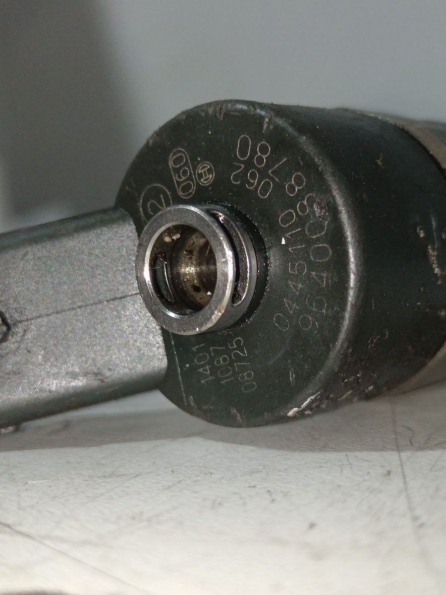 Inyector Citroën C4 Berlina 2004-2011 2.0 HDi CAT (RHR / DW10BTED4) 2.0L 100kW 0445110062