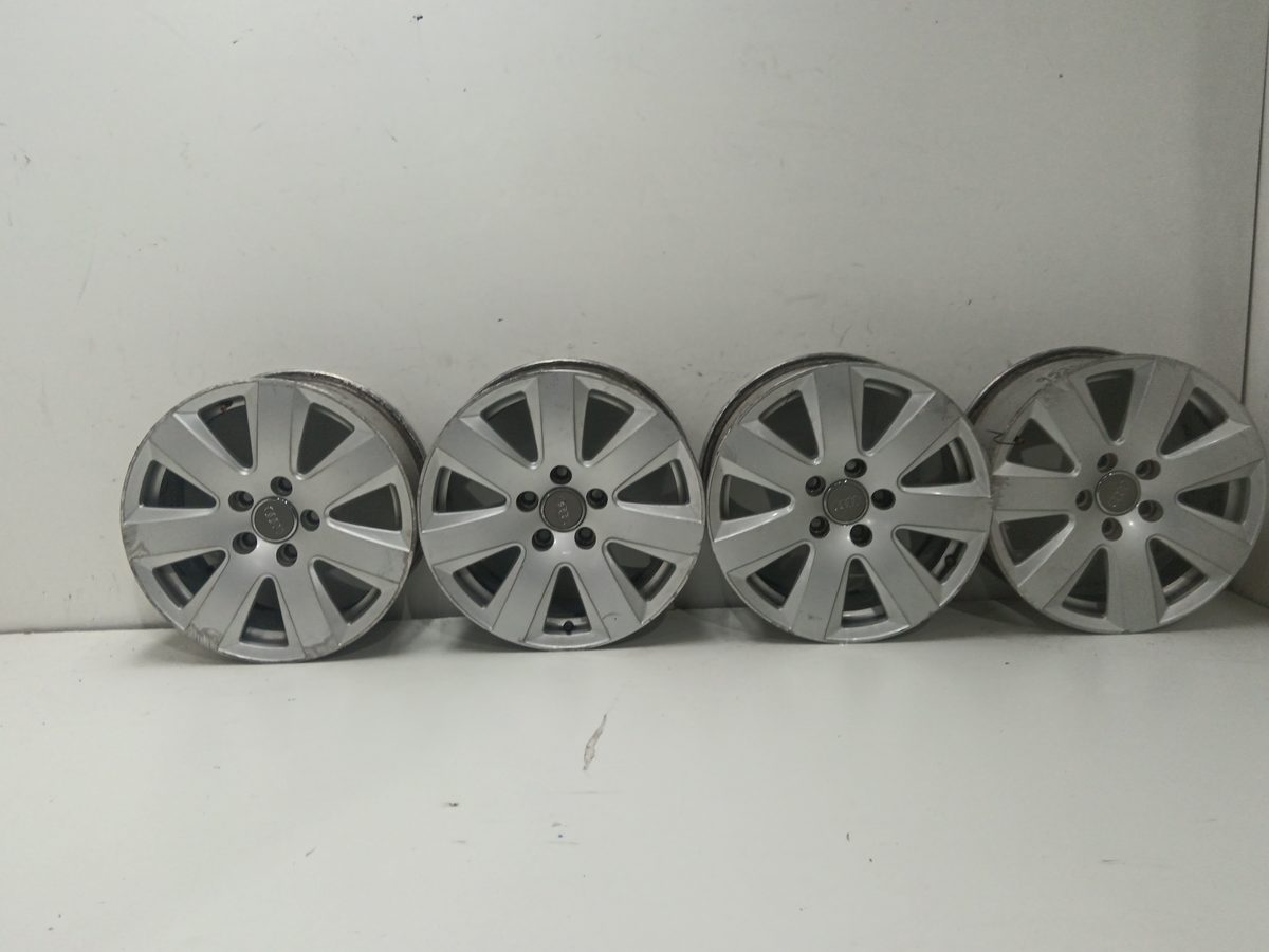 Juego De Llantas Audi A6 Avant (4B5) 2001-2005 4F0601025AJ