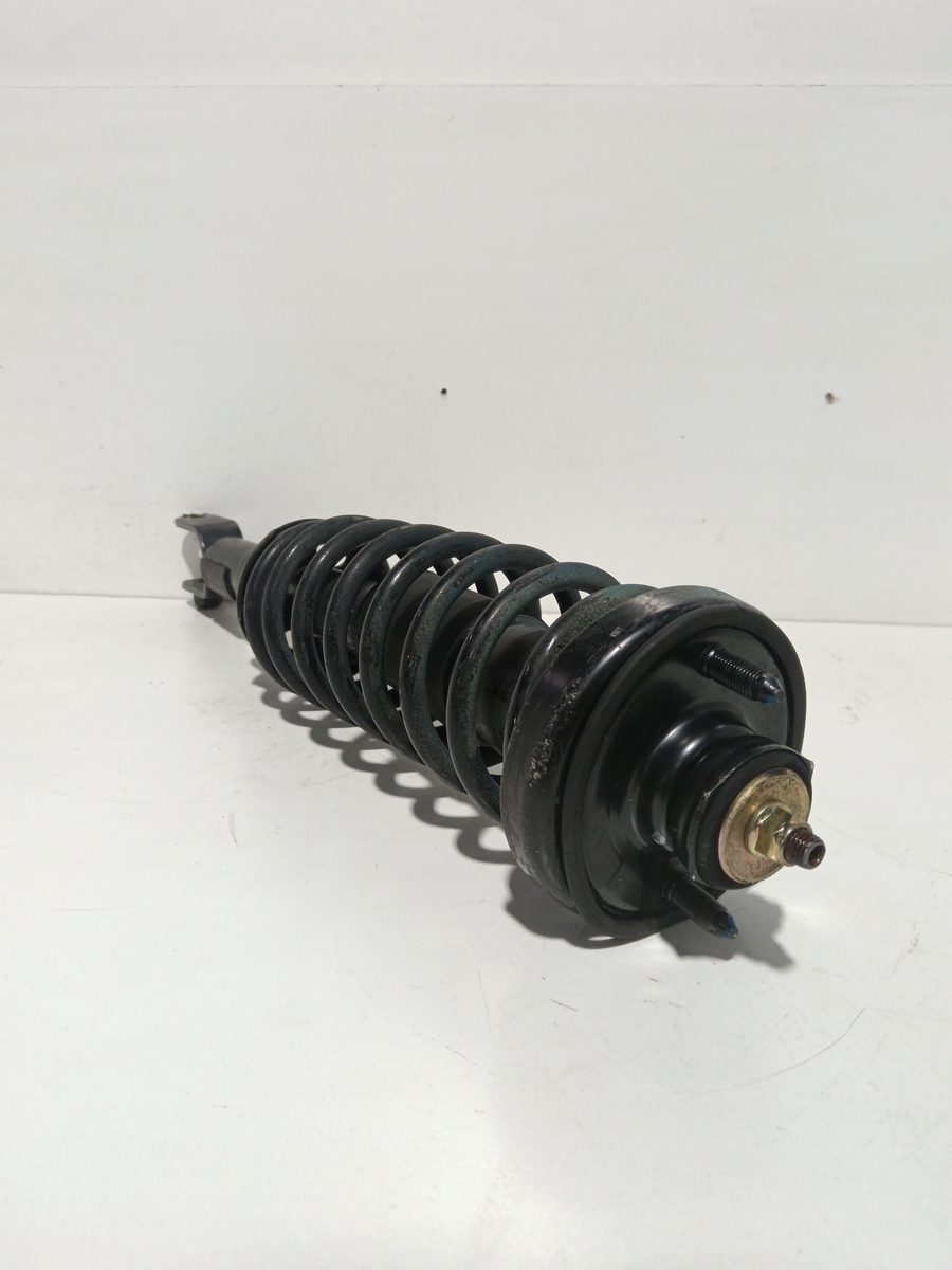 Amortiguador Trasero Der/Izq Honda Civic Berlina (EG/EH) 1991-1996 D52610S04G010M1