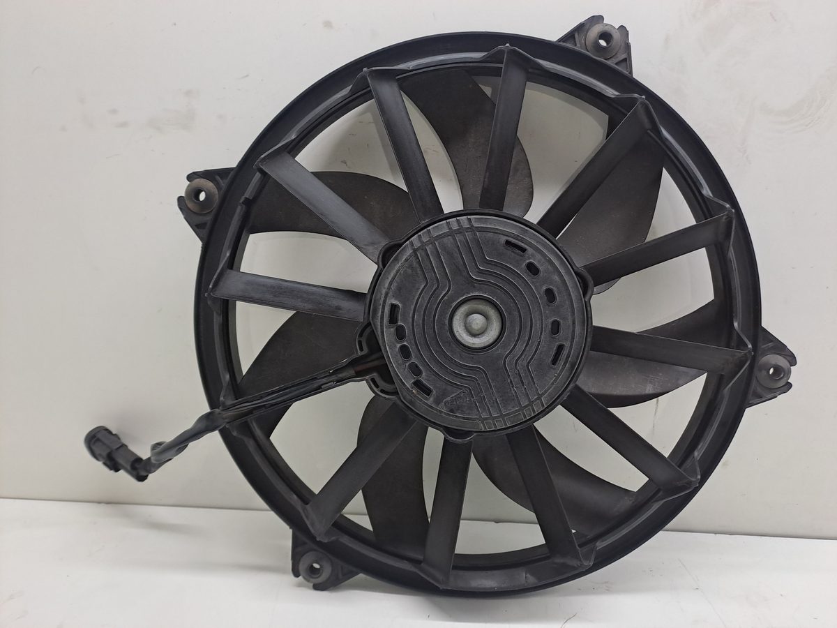 Electroventilador Peugeot 5008 2009-2016 2.0 16V HDi FAP CAT (RHE / DW10CTED4) 1049874716T