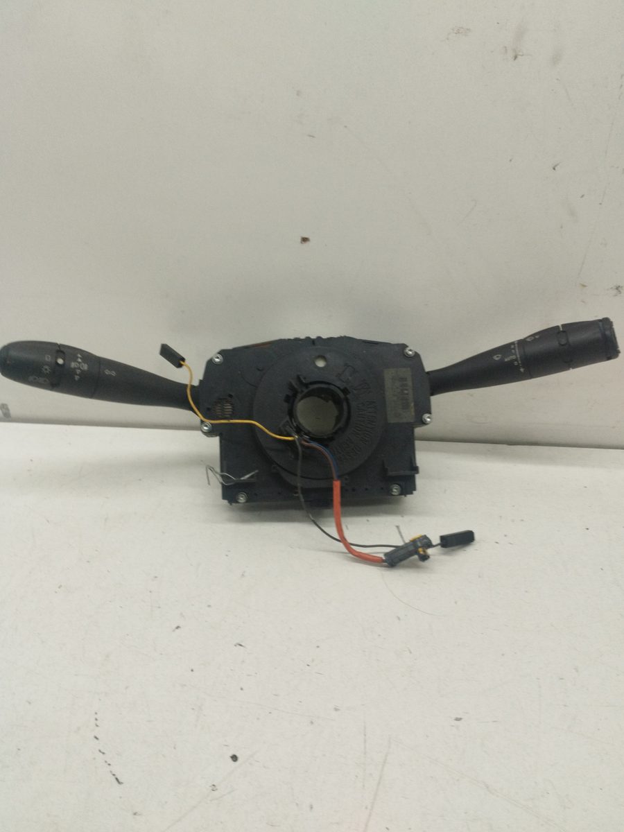 Llave De Luces Y Señalero Peugeot 207 2006-2012 1.4 HDi 1.4L 50kW 96488213