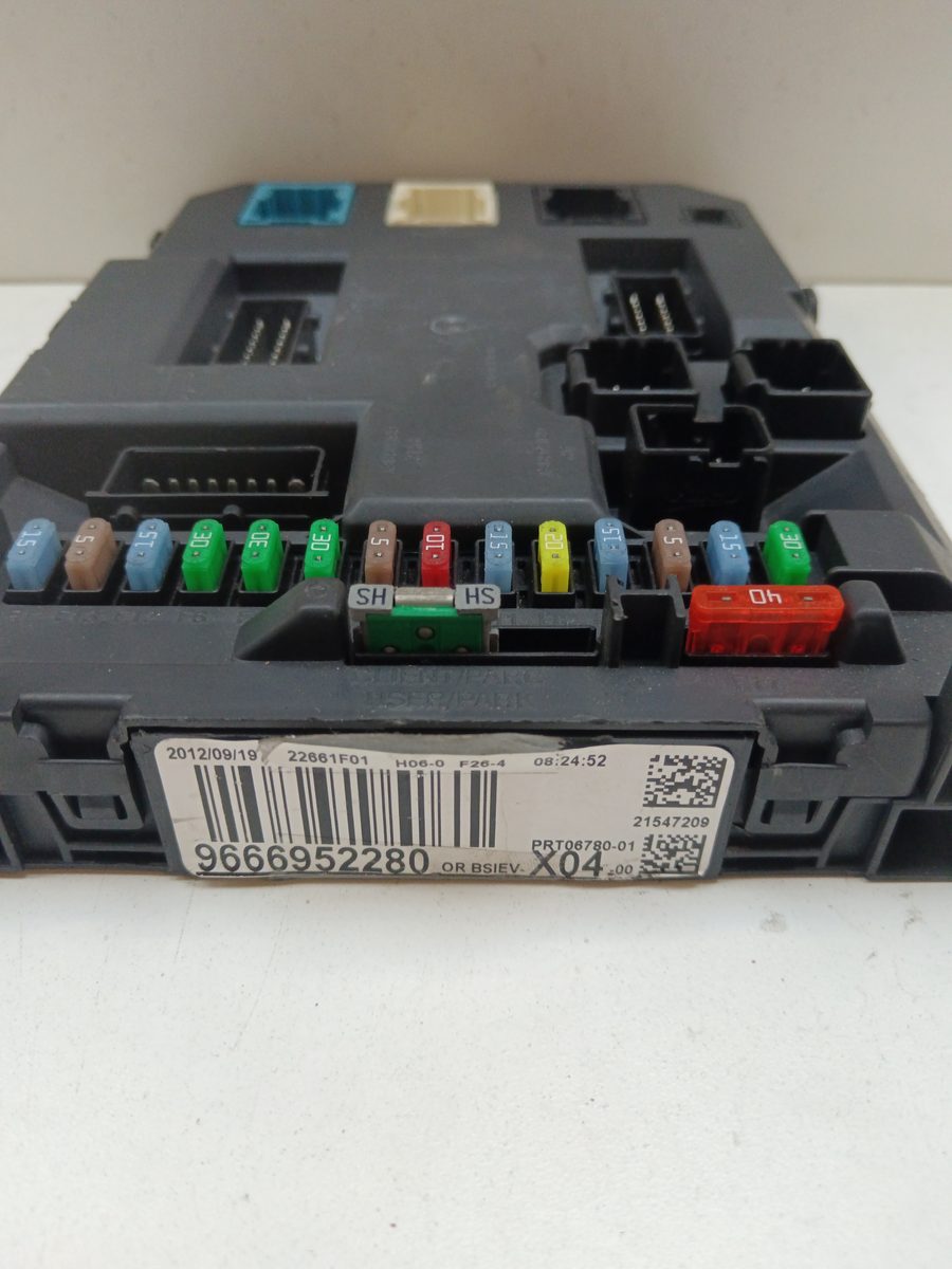 Caja Reles / Fusibles / Modulo Bsi Citroën C3 2009-2017 Collection 1.6L 68kW 9666952280