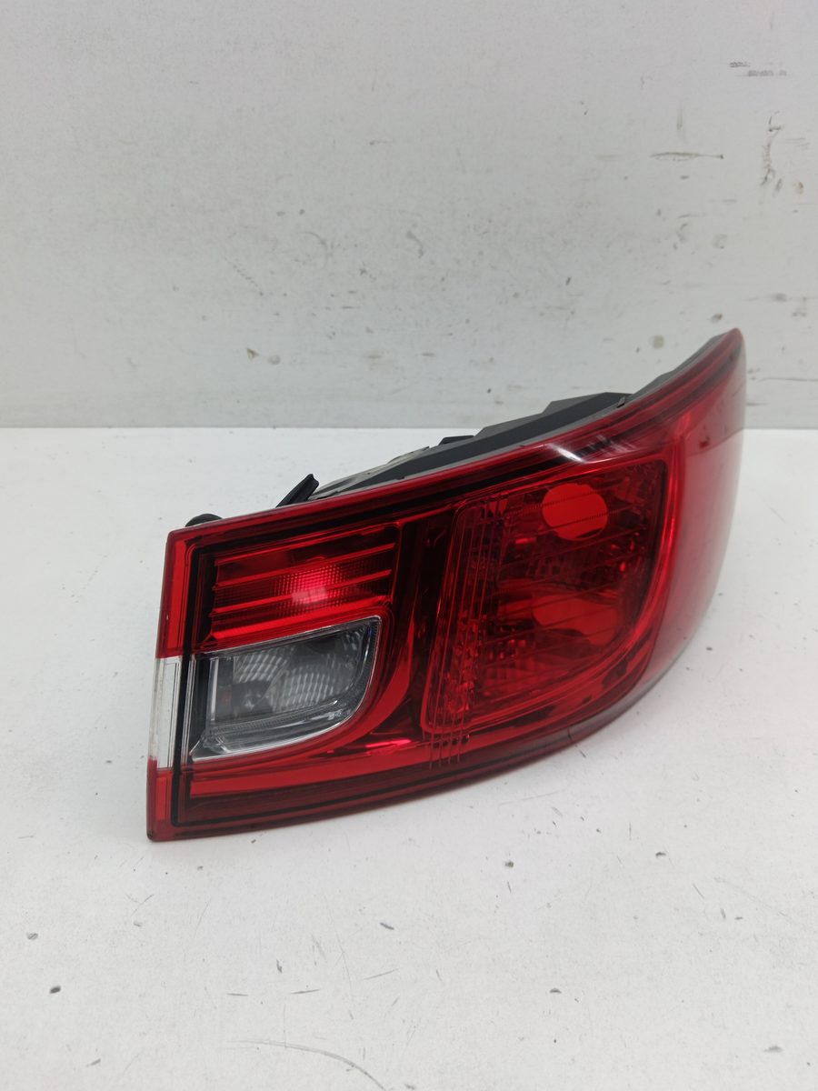 Farol Trasero Derecho Exterior Renault Clio Iv 2012-Actualidad Authentique