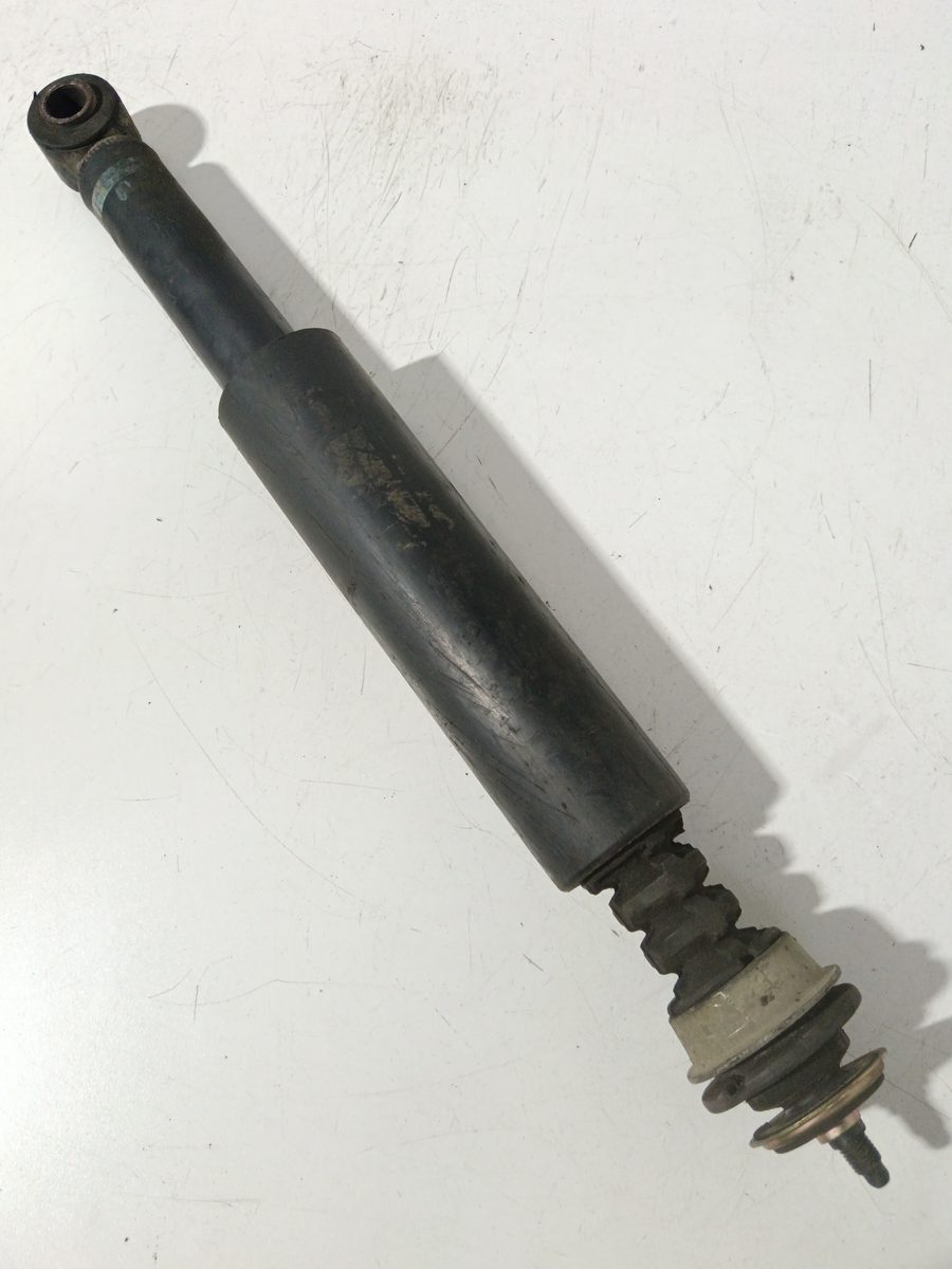 Amortiguador Trasero Der/Izq Toyota Yaris 2008-2011 1.3 16V CAT 1.3L 73kW 4853052021