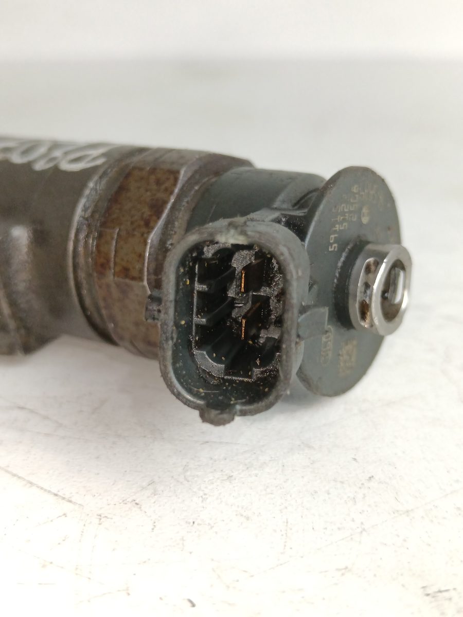 Inyector Peugeot 207 2006-2012 1.4 HDi 1.4L 50kW 0445110252