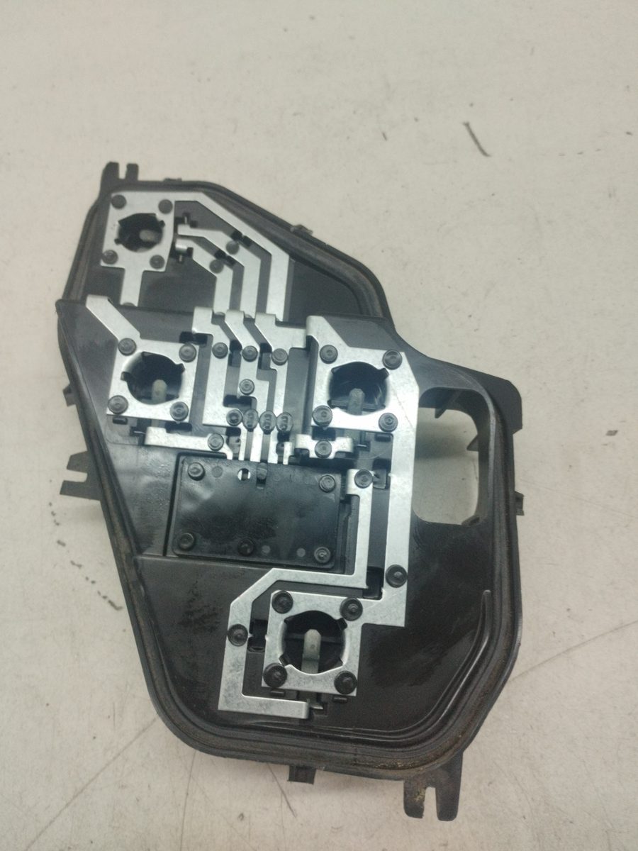 Porta Lampara Trasero Derecho Renault Sandero Ii 2014-Actualidad * P2175W