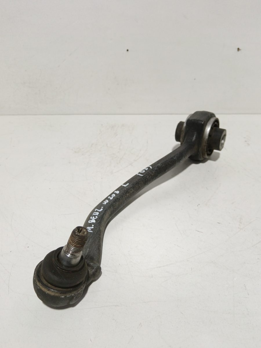 Parrilla de Suspension Inferior Delantera Izquierda Mercedes-Benz Clase C (W203) Berlina