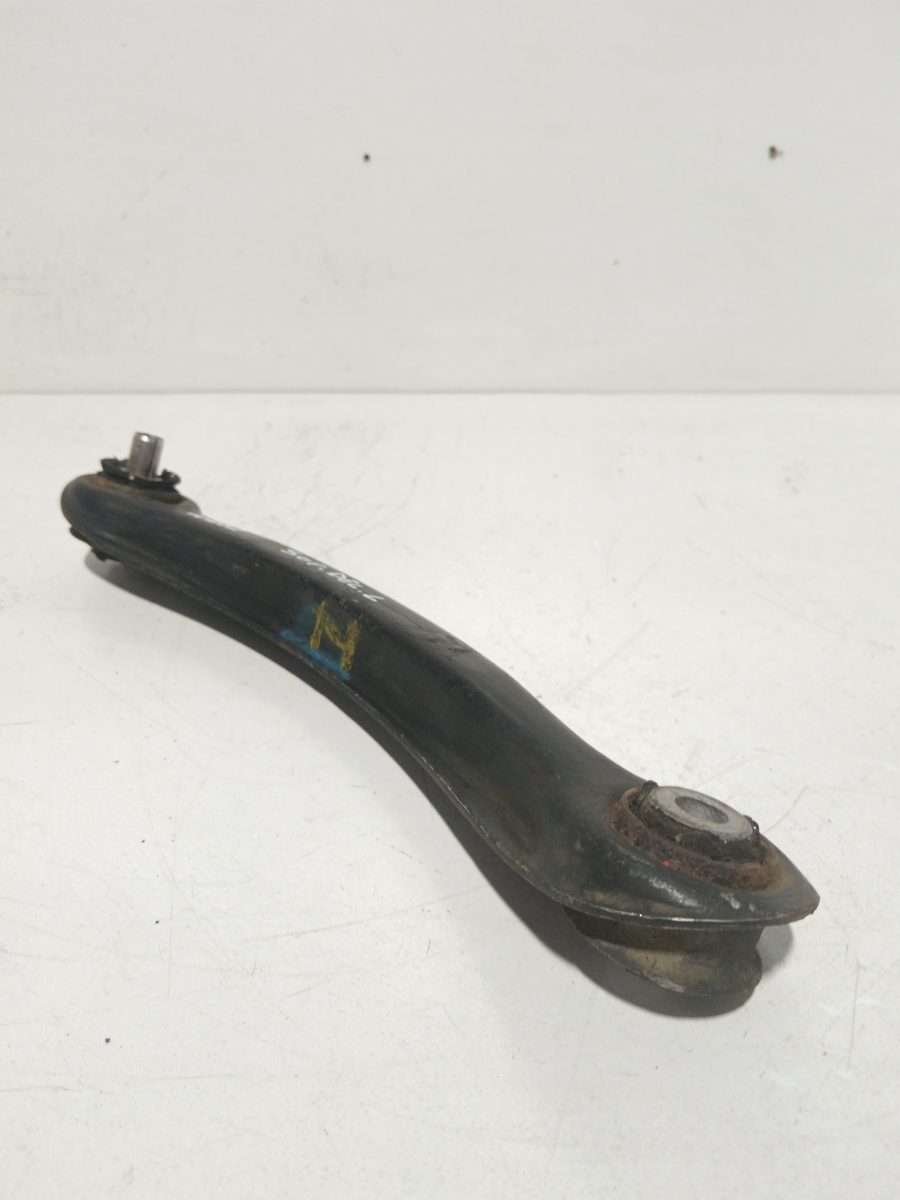 Brazo Suspension Superior Trasero Izquierdo Mercedes-Benz Clase C (W202) Berlina 1993-2000