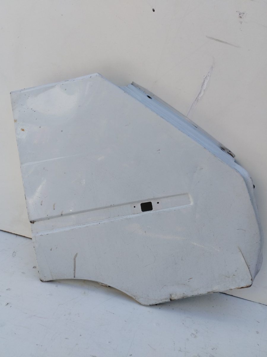 Guardabarro Delantero Derecho Renault Trafic (desde 5.89) 1989-2000 T 1100