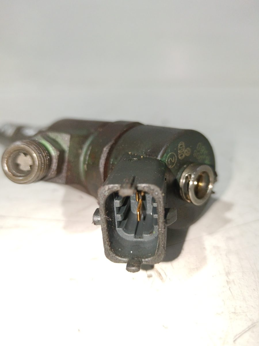 Inyector Lancia Zeta 1995-2002 2.0 16V CAT 2.0L 97kW 0445110008