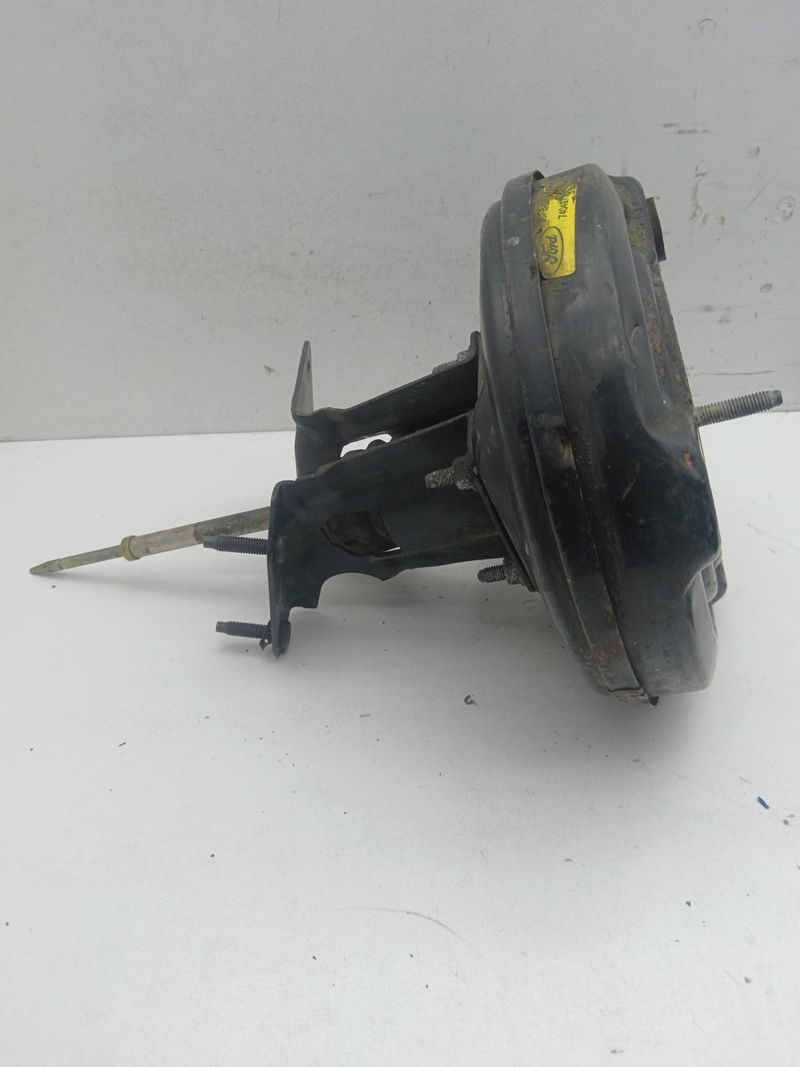 Servofreno Ford Fiesta Berlina (DX) 1999-2002 Ghia 1.25L 55kW 74049770