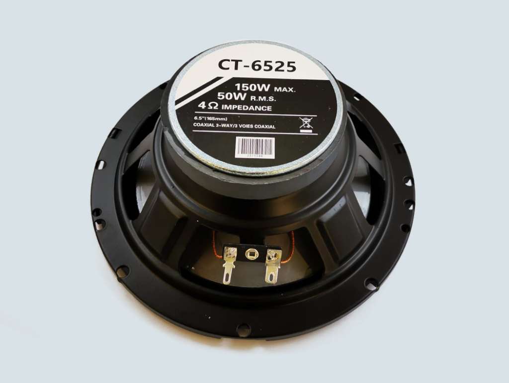 Parlante coaxial de 3 vías