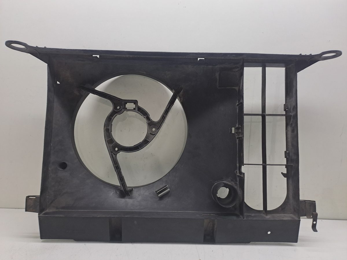 Carcasa de Electroventilador Citroën Xantia Berlina 1993-1997 8240114