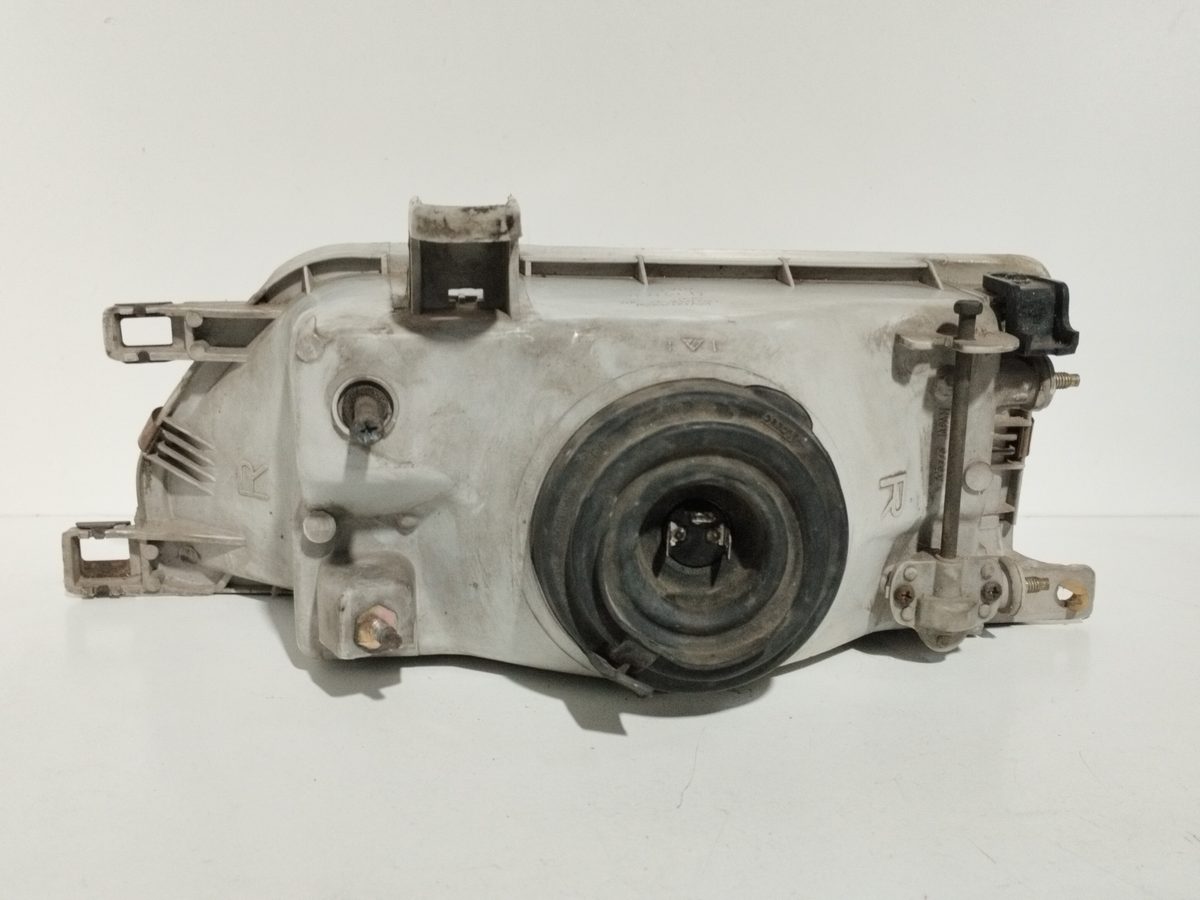 Faro Delantero Derecho Toyota Corolla 1986-1990