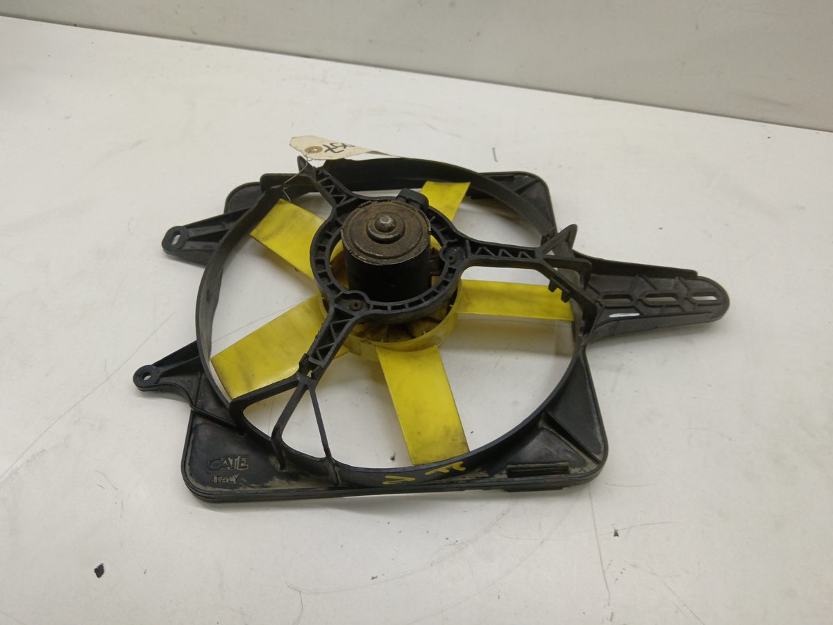 Electroventilador Fiat Uno (146) desde 1983 1,3 1.3L 48kW 8240057