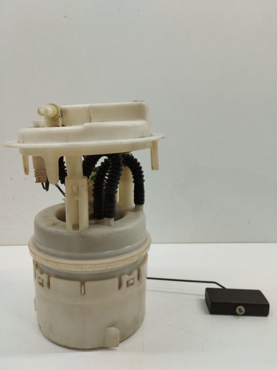 Bomba De Combustible Citroën C5 Berlina 2001-2004 2.0 16V CAT (RFN / EW10J4) 9632672080