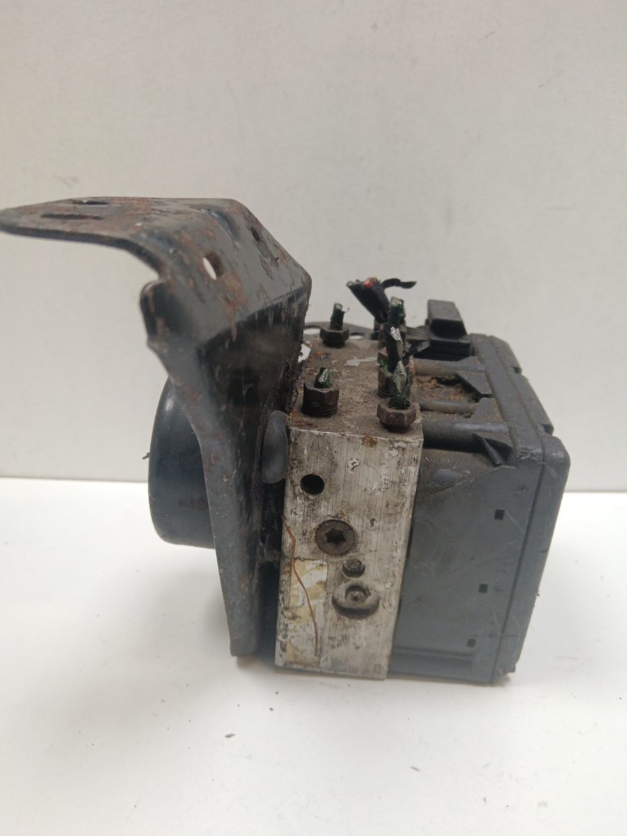 Modulo Abs Renault Laguna (B56) 1998-2001 1.9 dTi RT 1.9L 72kW 7700424520