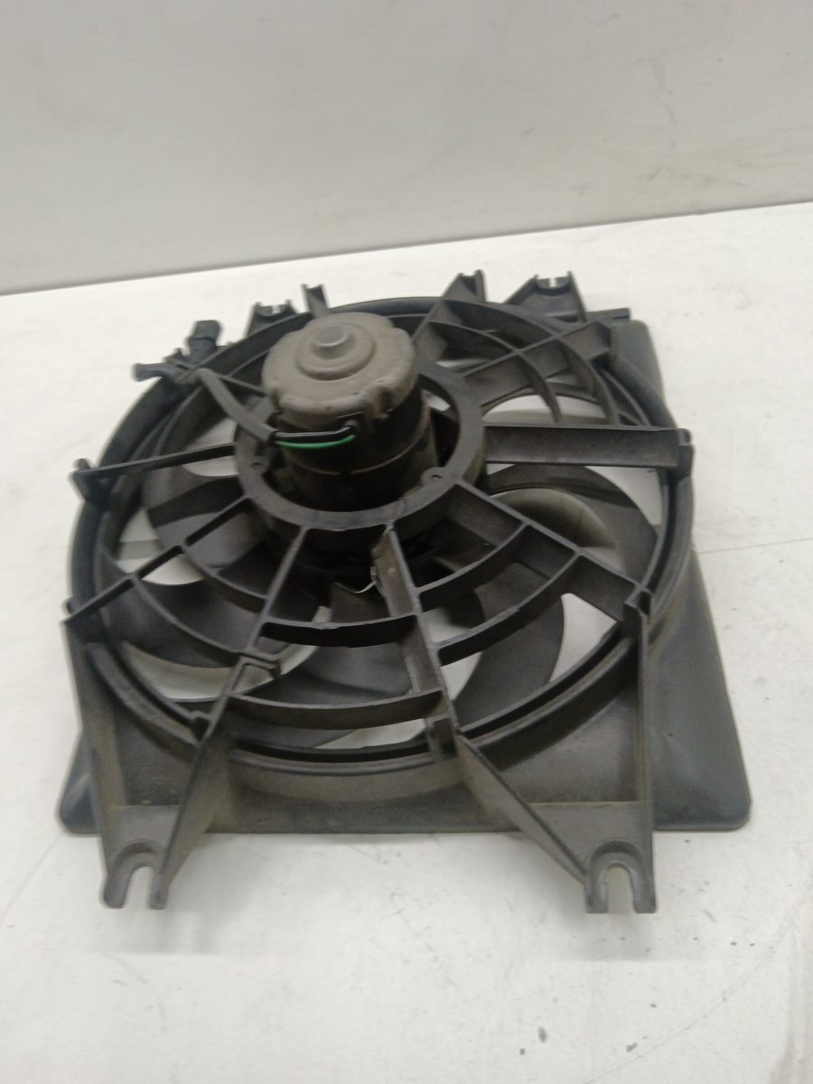 Electroventilador Hyundai Accent (X3) 1994-1997 1.3 GLS 1.3L 44kW 4548548