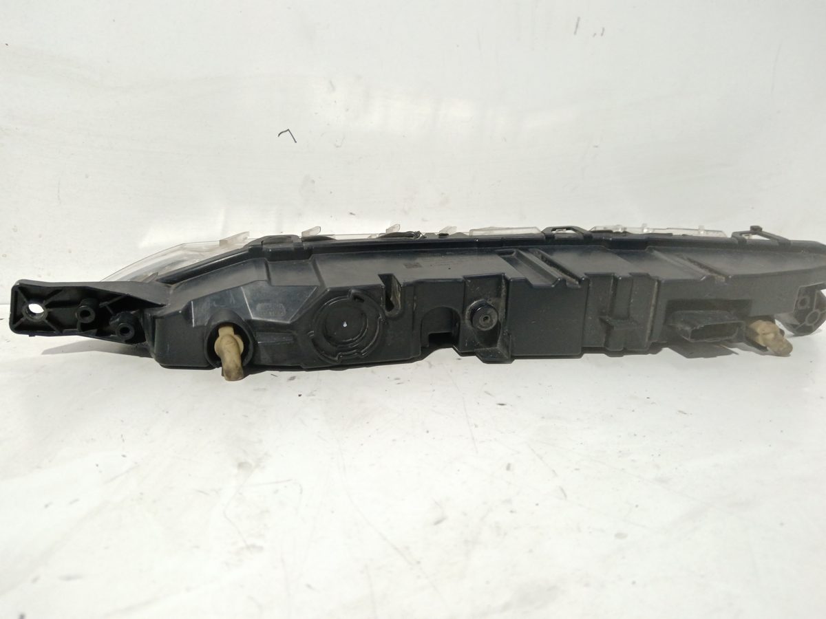 Faro Caminero Derecho Citroën C4 Picasso desde 2013 Attraction 9676036480
