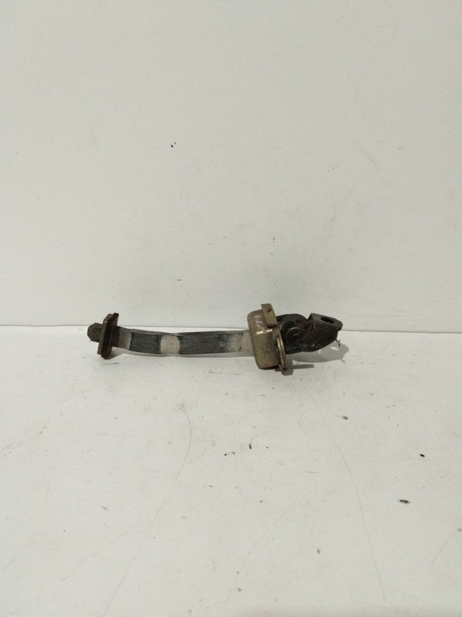 Limitador de Puerta Delantero Ford Fusion (CBK) 2002-2013 Ambiente