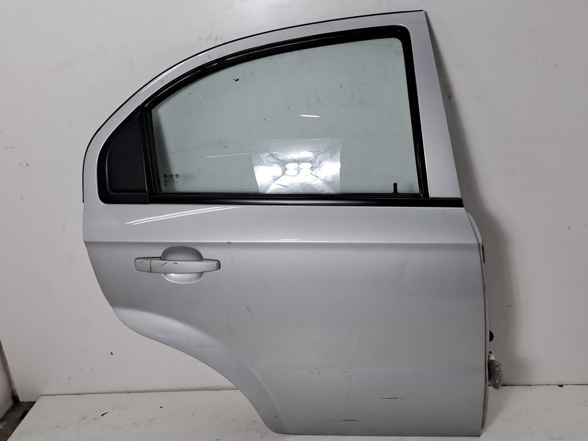 Puerta Trasera Derecha Chevrolet Aveo 2006-2012 LS