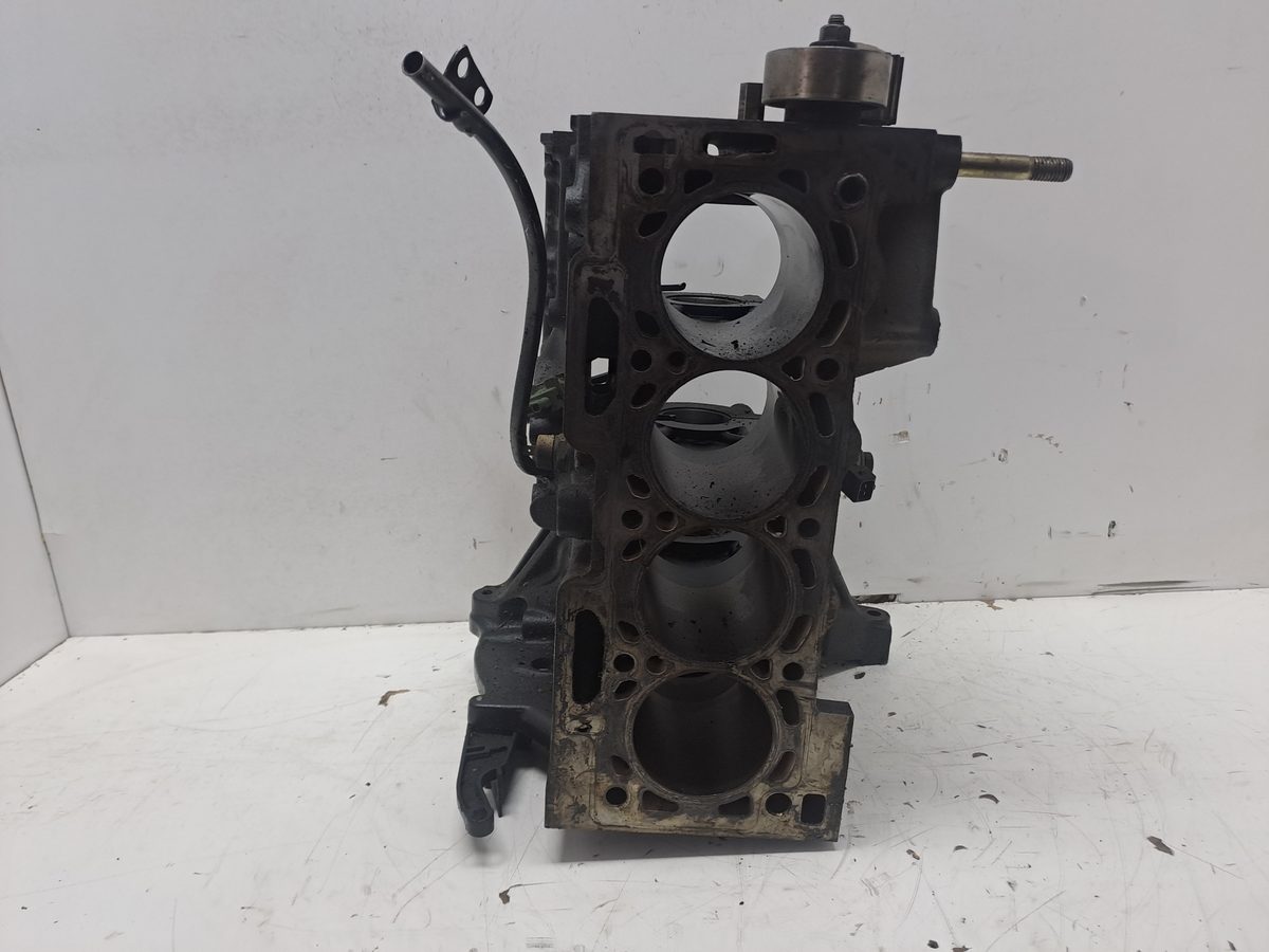 Block Citroën Saxo 1996-2000 1.6 VTR 1.6L 65kW NFZ