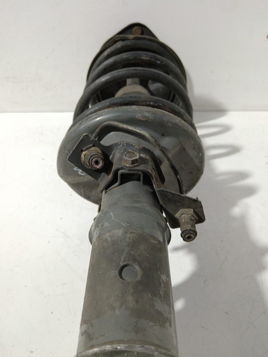 Amortiguador Delantero Der/Izq Peugeot 307 (S1) 2001-2005 XT 2.0L 79kW 16555S8A98