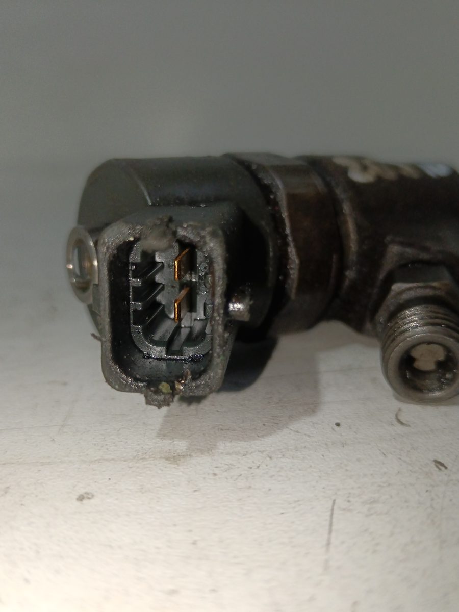 Inyector Lancia Zeta 1995-2002 2.0 16V CAT 2.0L 97kW 0445110008