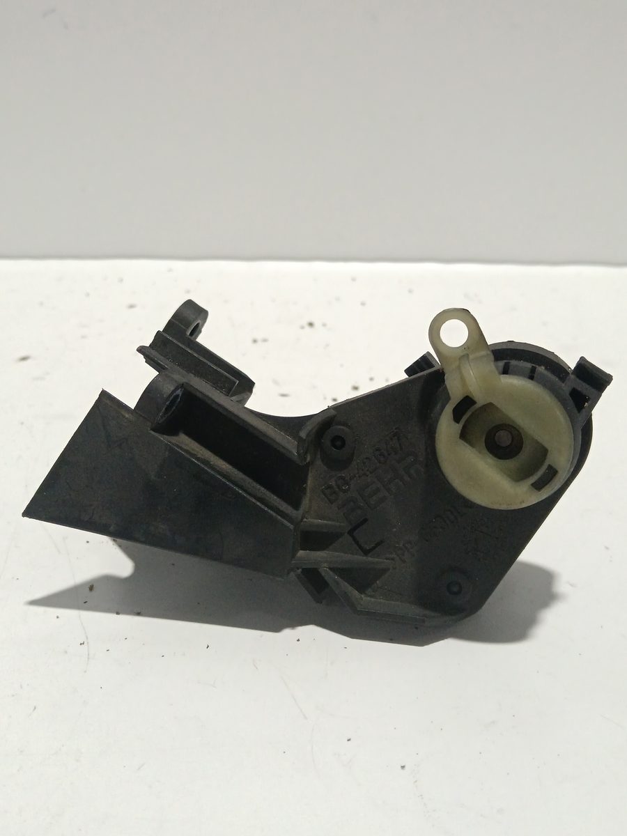 Servomotor de Calefacción BMW Serie 3 Berlina (E46) 1998-2006 320d 2.0L 100kW 8370564