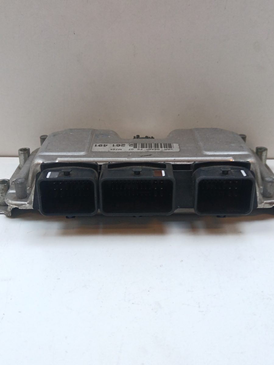Centralita Motor Uce Peugeot 106 (S2) 1996-2004 1,4 1.4L 55kW 0261206246