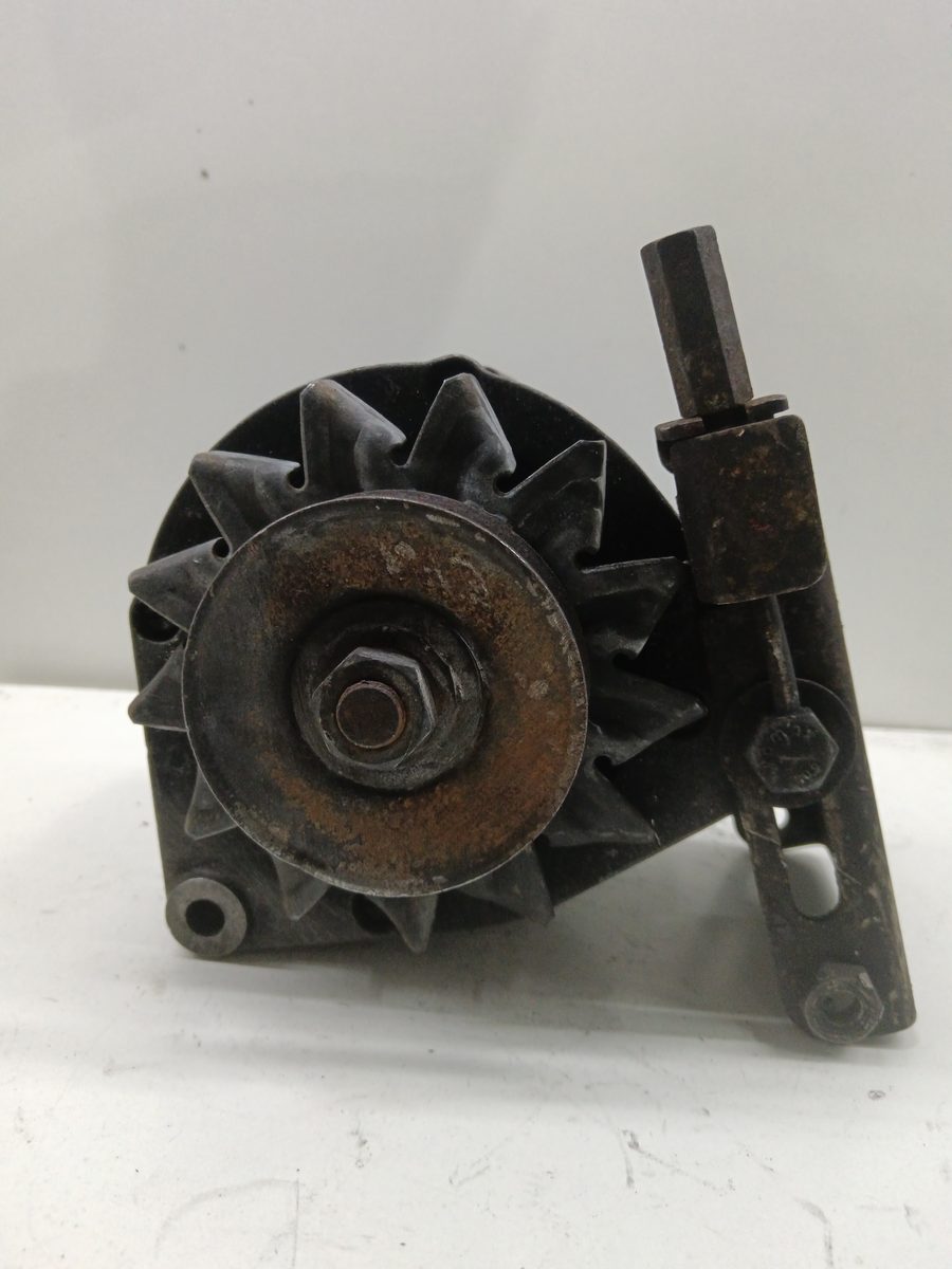 Alternador Mercedes-Benz Clase S (W116) 1972-Actualidad 280 S 2.8L 115kW 120489526
