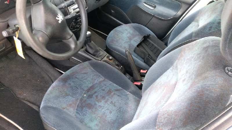 Puerta Delantera Derecha Peugeot 206 Berlina 1998-2010 XT