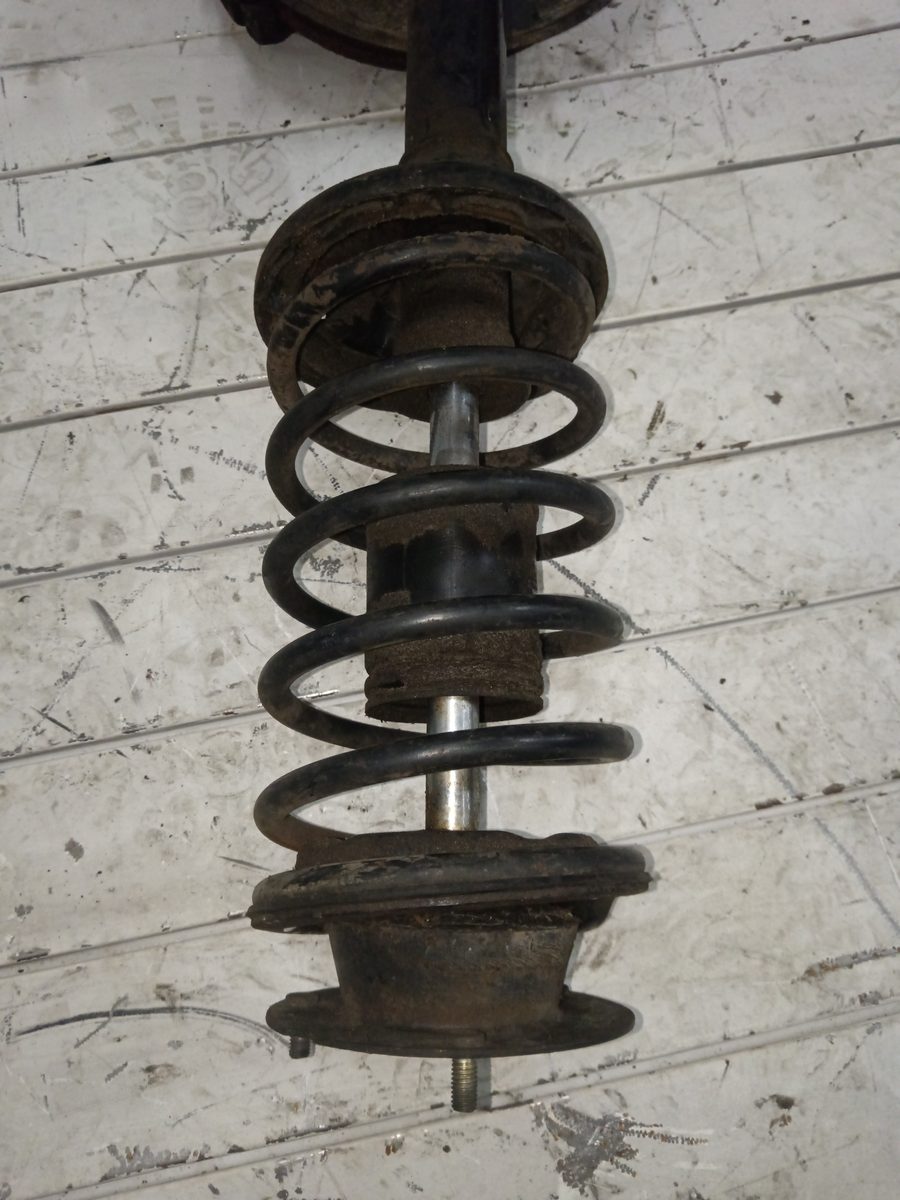 Mcpherson Delantero Derecho BMW Serie 3 Berlina (E30) desde 1982 320i 978838