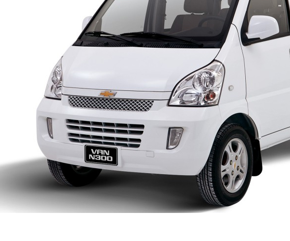 PARAGOLPE DELANTERO (PASAJERO)