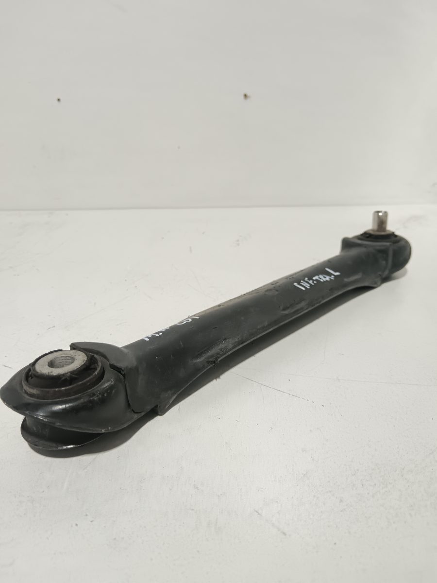 Parrilla de Suspension Inferior Trasera Izquierda Mercedes-Benz Clase C (W201) Berlina