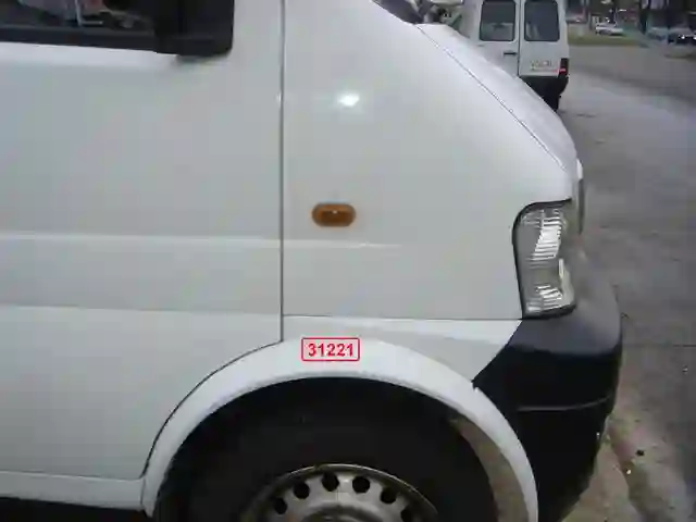 FENDER GUARDABARRO DEL DER DFM