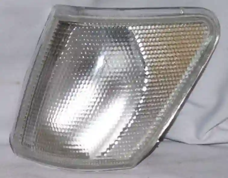 Farol delantero izquierdo blanco