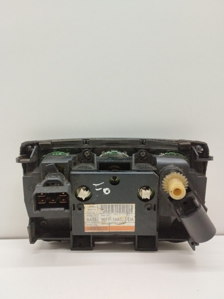 Comandos de Calefacción Ford Fiesta Berlina (DX) 1999-2002 1.4 16V CAT 96FP19A522DA