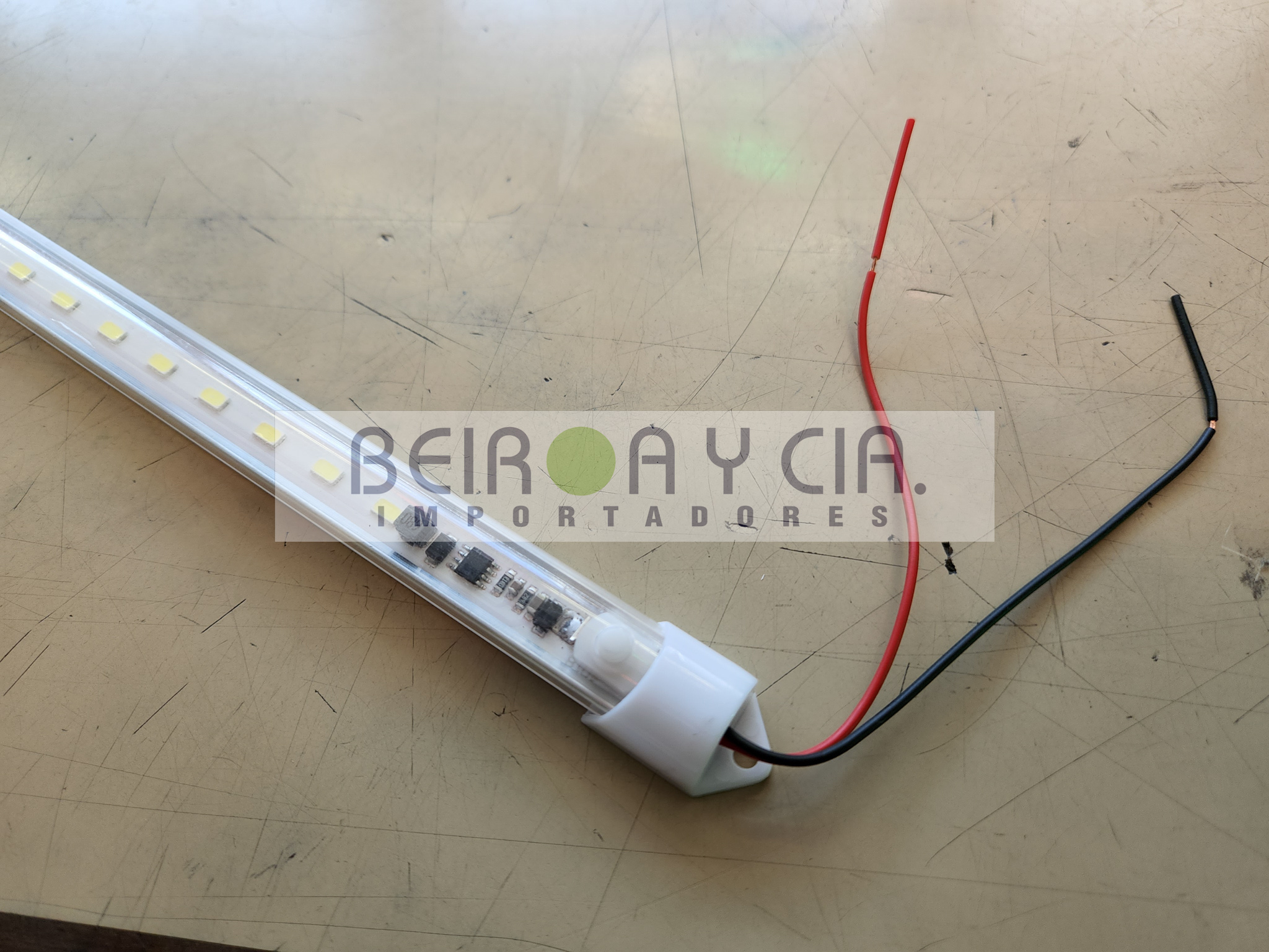 PLAFON XE LED 100CM X 2CM C/LLAVE 12/24V
