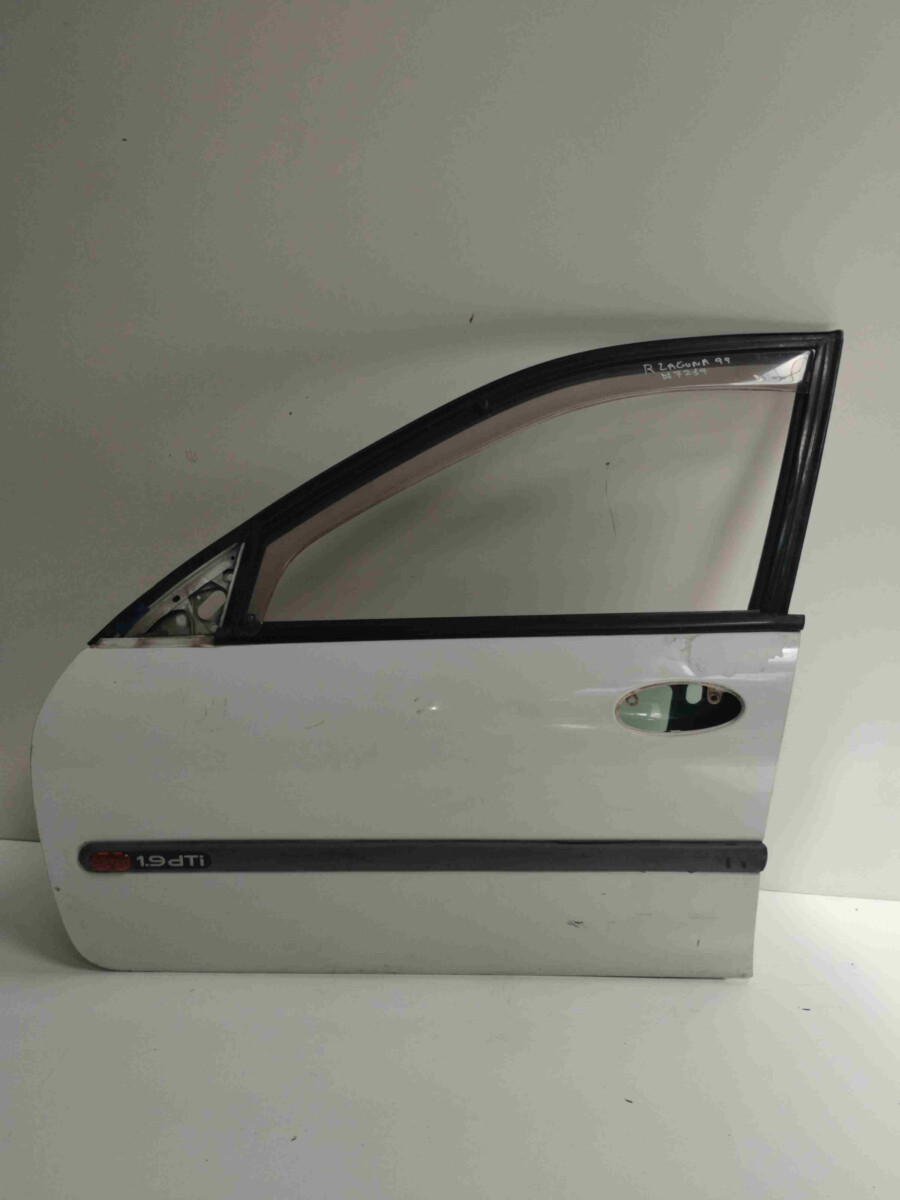 Puerta Delantera Izquierda Renault Laguna B56 1998 2001