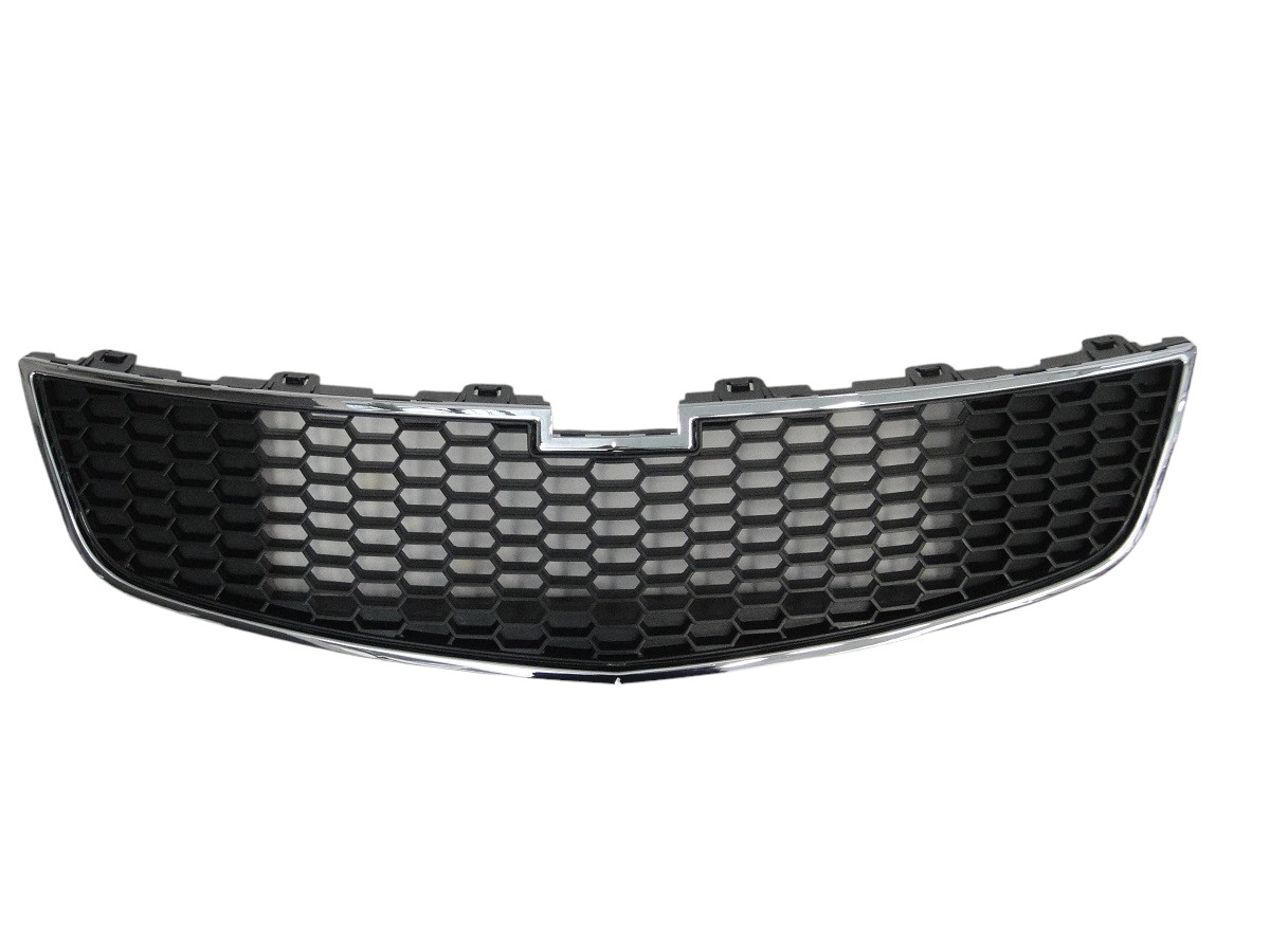 CARETA CHEVROLET CRUZE 2010/2015 PARTE INFERIOR(CON MOLDURA)