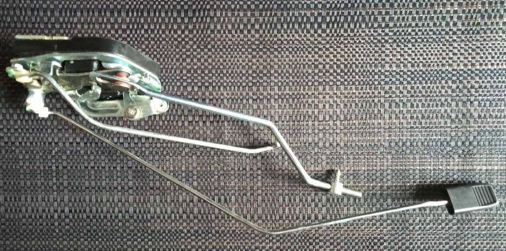 Cerradura De Puerta Isuzu Kb 21 26 Derecha 81 86
